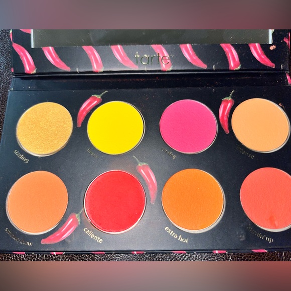 *Brand New* not in original box Tarte Spicy Betch 🌶️ palette - Picture 2 of 2